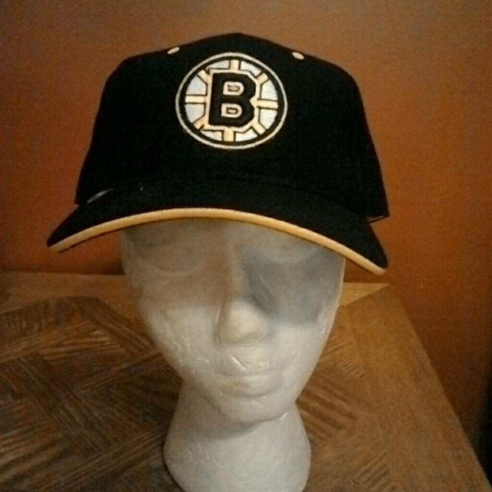 NHL Fitted